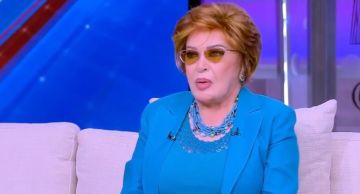 فيديو صفية العمري: أنا حزينة علشان محمود عبد العزيز ... مينفعش نشهر باسمه