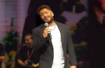 تامر حسني يوجه رسالة لجمهوره بعد تعاونه مع رضا البحراوي (فيديو)