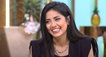 رغم عملها كطبيبة أسنان.. سهر الصايغ ترفض إجراء تجميل لأسنانها