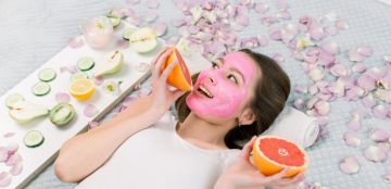 احمي نضارة وجهك مع أقنعة طبيعية تنقذ بشرتك في الصيف بفعالية مذهلة!