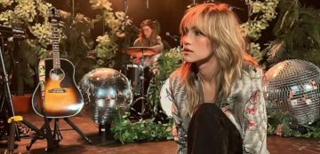 اتباع الصيحات العصرية سبب دخول المغنية البريطانية سوكي واترهاوس المستشفى!