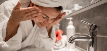 تحدي سبعة أيام من الغسول الطبيعي: كيف تفاعل وجهي؟