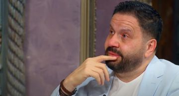 فيديو - إدوارد يروي باكيا تفاصيل اكتشاف إصابته بالسرطان: مريت بأسوأ شهور حياتي