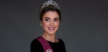 الملكة رانيا في حفل زفاف جيف بيزوس: طلة ملكية تحبس الأنفاس