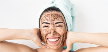 مقشر الجسم الأفضل بحسب نوع بشرتك