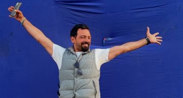 مات غرقا بعد إنقاذ ابنه ... سبب وفاة تيمور تيمور مات غرقا بعد إنقاذ ابنه ... سبب وفاة تيمور تيمور