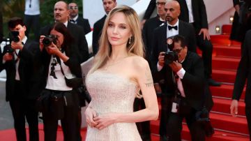 أنجلينا جولي تستعد لبيع منزلها التاريخي ومغادرة لوس أنجلوس