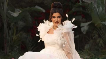 نجل غادة عادل يخطف الأضواء قبل تكريمها في مهرجان الغردقة