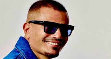 عمرو دياب يتصدر ترشيحات جوائز الموسيقى الإفريقية AFRIMA عمرو دياب يتصدر ترشيحات جوائز الموسيقى الإفريقية AFRIMA