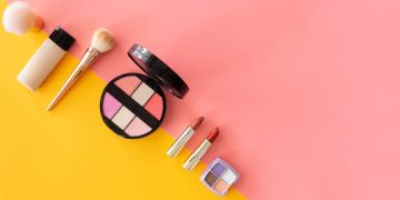 ما هي ألوان المكياج المناسبة لبشرة حنطية غامقة؟