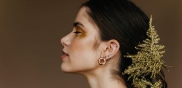 كيفية اختيار مجوهرات ذهبية تناسب شخصيتك