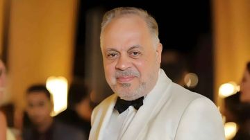 أشرف زكي يترك موقعه في نقابة المهن التمثيلية