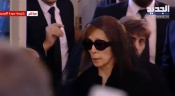 بعد رحيل زياد الرحباني بأشهر ... وفاة هلي الرحباني الابن الأصغر لفيروز