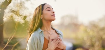 التنفس العميق من البطن من أهم تمارين استرخاء الأعصاب قبل النوم التنفس العميق من البطن من أهم تمارين استرخاء الأعصاب قبل النوم