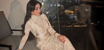 فستان واحد وأسلوبان مختلفان... هيفاء وهبي ترتدي نفس فستان بسنت شوقي فمن تألقت أكثر؟