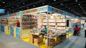 مبادرة العربية في فضاء الانتظار .. الكتاب الإماراتي تحت أنظار العالم