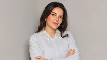 شام الذهبي تتوقف عن الغناء نهائيا وهذا موقف أصالة