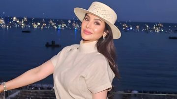في عيد ميلادها لجين عمران تمنح الأناقة طابعها الخاص