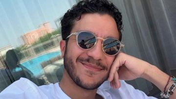 نور النبوي يرقص مع أهل الأقصر في كواليس ولا كان عالبال نور النبوي يرقص مع أهل الأقصر في كواليس ولا كان عالبال