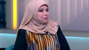 مديحة حمدي: الشيخ الشعراوي قالي الفن زي الكوب ممكن نحط فيها مياة أو خمرة.. فيديو مديحة حمدي: الشيخ الشعراوي قالي الفن زي الكوب ممكن نحط فيها مياة أو خمرة.. فيديو