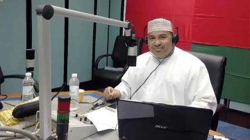 رحيل الإعلامي العماني أحمد بن درويش الحمداني