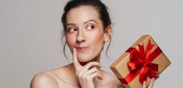 هدايا المكياج: أفضل الأفكار من منتجات التجميل