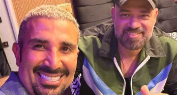 كواليس مليئة بالضحك والبهجة.. أحمد سعد يتعاون مع خالد تاج الدين فى أغنية جديدة كواليس مليئة بالضحك والبهجة.. أحمد سعد يتعاون مع خالد تاج الدين فى أغنية جديدة