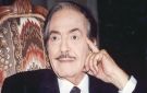 حفيد كمال الشناوي يقاضي شركة محمول ويطالبها بـ10 ملايين جنيه