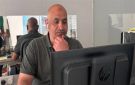 الخبير التقني عصام بيومي يطرح قضية حقوق الملكية الفكرية في عصر الفن المولد بالذكاء الاصطناعي
