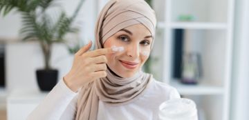 تعرفي على روتين العناية بالبشرة خلال رمضان