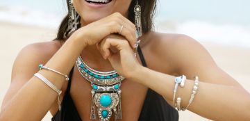 أطقم اكسسوارات نسائية.. تساعدك في الظهور بمظهر أكثر أناقة