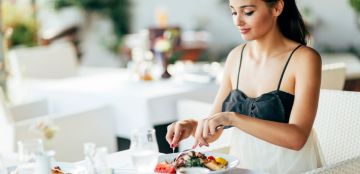 اتيكيت الأكل: نصائح لتجربة طعام راقية