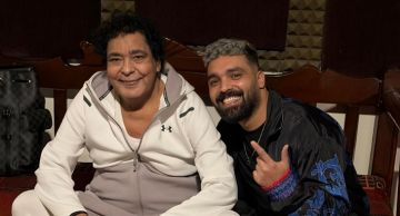 خاص فلبينو أحمد لـ(في الفن): واحشني يا ملك الحكايات الكوبليه الأقرب لقلبي و أعز الناس عربون تعارف مع تامر حسني و وأخيرا معموله مخصوص لـ اتنين غيرنا ونفسي أكتب لأنغام وعمرو دياب