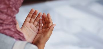 دعاء لأمي بالصحة والعافية.. ردديه ليحفظها الله من كل سوء