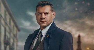 طرح الإعلان والبوستر الرسمي لمسلسل الفرنساوي بطولة عمرو يوسف قبل عرضه الحصري في 25 أبريل