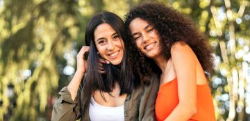 كيفية اختيار الصديقة الحقيقة.. نصائح أساسية عليك اتباعها