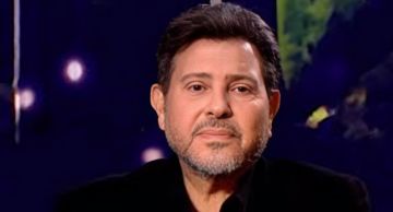 وفاة الفنان هاني شاكر عن عمر ناهز 73 عاما