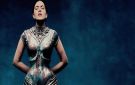 محمد آشي يترك بصمته الفنية في ميت غالا 2026 عبر تصاميم نحتية تعكس روح Costume Art 