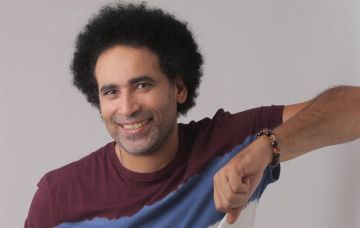 مصطفى شوق: غنيت عند الأدلة القاطعة مرة واحدة وفكرة تقديمها من جديد واردة