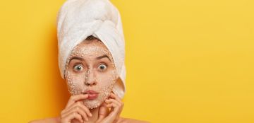 فوائد تقشير الوجه.. علاج تجميلي للعناية بالبشرة فوائد تقشير الوجه.. علاج تجميلي للعناية بالبشرة