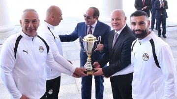 السيسي يكرم منتخب مصر بعد مشاركته في كأس العالم 2026 السيسي يكرم منتخب مصر بعد مشاركته في كأس العالم 2026