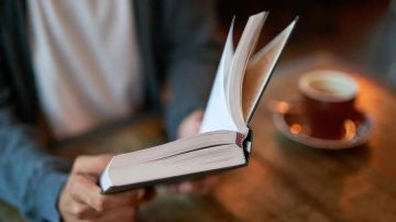 كتارا تعلن القائمة الطويلة لجائزة الرواية العربية 12 كتارا تعلن القائمة الطويلة لجائزة الرواية العربية 12