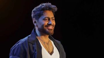 تامر حسني يشوق الجمهور لأغنية ما تيجي بمقطع منها تامر حسني يشوق الجمهور لأغنية ما تيجي بمقطع منها