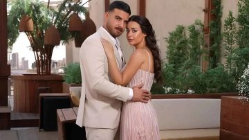 كيف بدأت قصة حب روعة السعدي وحسن خليل؟ كيف بدأت قصة حب روعة السعدي وحسن خليل؟