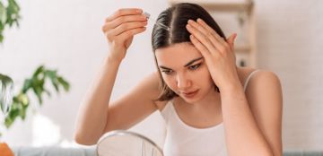 أضرار الكلور على الشعر ونصائح مهمة للحفاظ على لمعانه