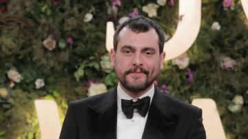 سامر إسماعيل يحتفل بعيد ميلاده في كواليس حب أعمى 