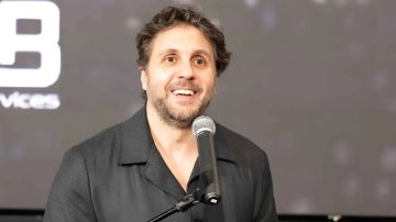 هشام ماجد يوثق ظهورا نادرا لحنان ترك بعد اعتزالها هشام ماجد يوثق ظهورا نادرا لحنان ترك بعد اعتزالها