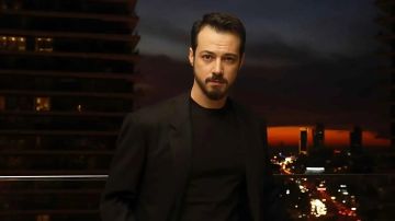 مارت يازجي أوغلو يعيش أجمل أيامه مع حبيبته زينب مارت يازجي أوغلو يعيش أجمل أيامه مع حبيبته زينب