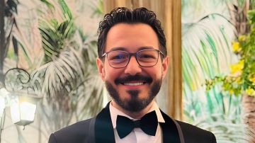 أحمد زاهر يحتفل بعيد ميلاد ابنته ليلى بعد الأمومة