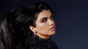 سارة الودعاني حليقة الرأس.. صورة صادمة تثير جدلا واسعا
